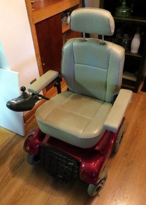 Electric Mobility Chair / Scooter