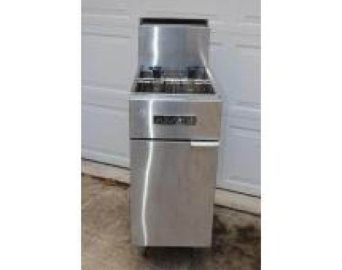 Commercial Deep Fryer. Commercial Deep Fryer by American Range. This is in good working condition and ready to be used in your business! Measures 45.5"Hx15.5"Wx30"D. Two fryer baskets are included.
