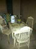 drop leaf table w/four chairs