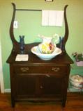 Wash stand with towell bar.