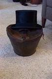 .beaver hat and original leather carrier