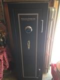 Field and Stream Gun Safe