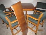OAK DINING TABLE W/4 CHAIRS AND LEAF