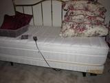 CRAFTMATIC ADJUSTABLE ELECTRIC TWIN BED