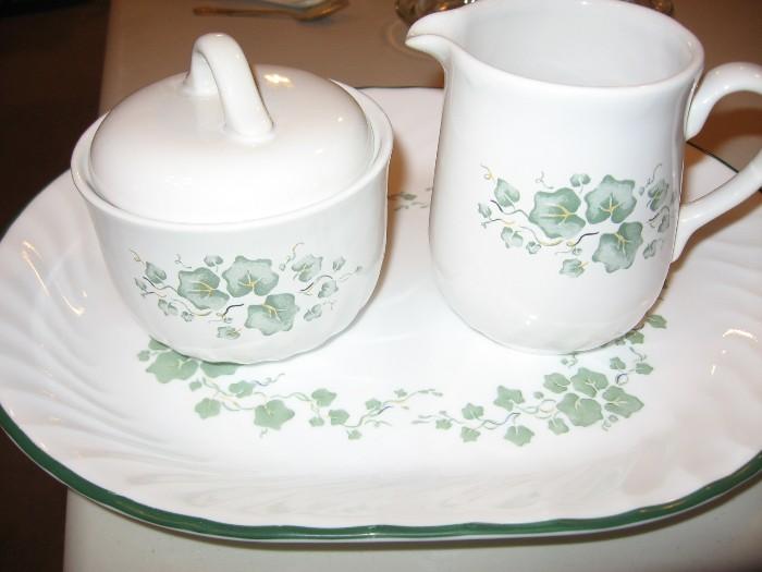 Corelle Callaway Ivy complete set for 8