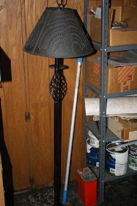 ALL METAL (INCLUDING SHADE) FLOOR LAMP