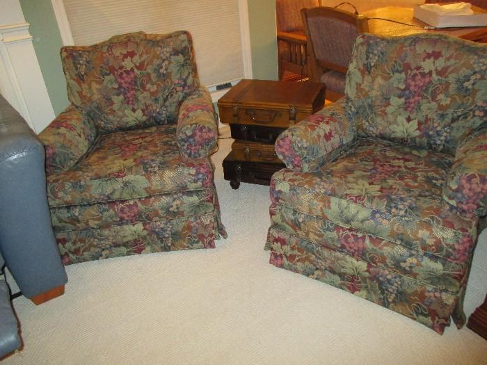 Pennsylvania House Swivel Chairs
