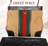 Nice Gucci Hand Bag with Original Case