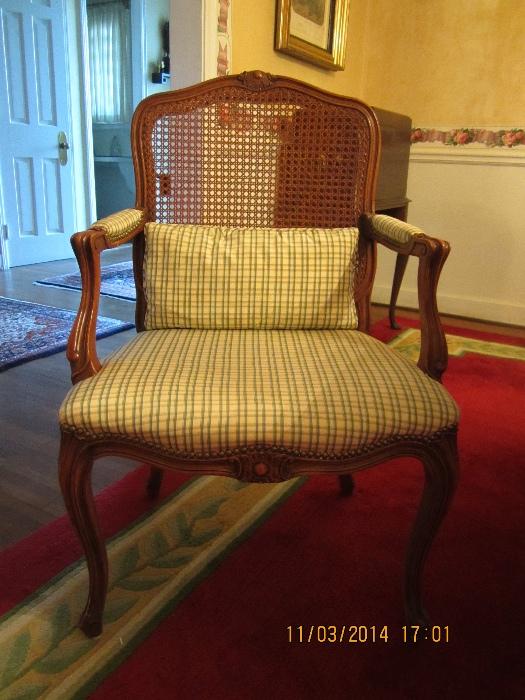 Provincial arm chair