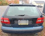 8PM: 2000 Volvo V40 1.9T Hatchback