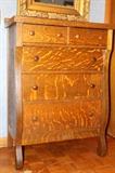 Antique Oak Chest of Drawers. Excellent condition, drawers slide easily.