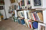 Wow look at all those art books !