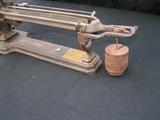 Vintage pharmacy scale No. 803, Henry Troemner maker, 20 kg