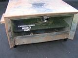 Broiler oven continuous cleaning