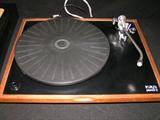 Rega turntable serial # 118947 made in Great Britain excellent condition
