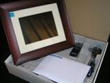 Philips digital photo frame 8" LCD brown wood frame.