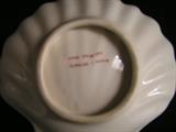 Hand painted porcelain shell dish with gold accent, Amoces China