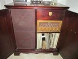 1950's Silvertone Radio/Phonograph