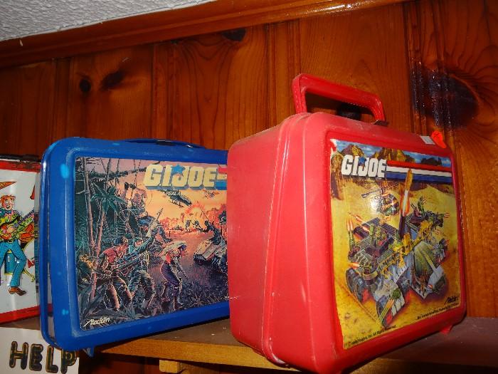 vintage lunch boxes