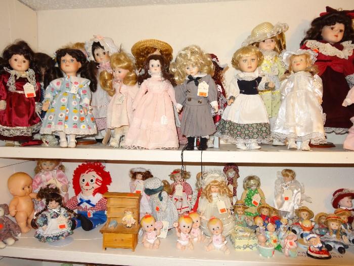antique dolls, raggedy ann