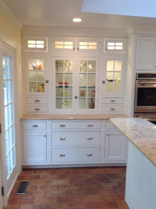 Full kitchen with granite