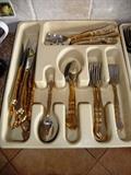 ONEIDA STAINLESS FLATWARE SERVICE