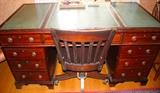 Georgian leather top desk