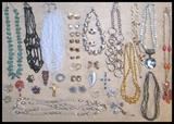 costume vintage jewelry