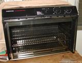 Farber ware Convention Oven - Model Turbo T4800
This is in great condition. (MC51).