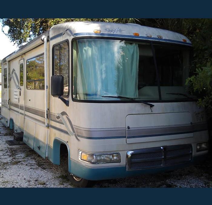 Rexhall Rexair RV with approximately 59K miles-Asking $8000 and Entertaining all Offers-Please call for an appoinment