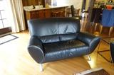 MID CENTURY LEATHER LOVE SEAT