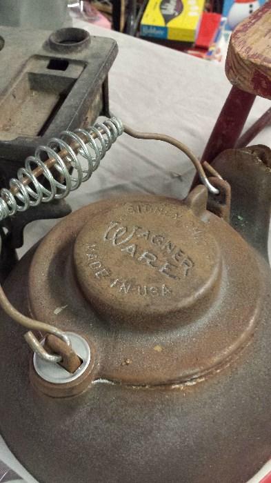 Wagner ware kettle plus other cast iron skillets and toys
