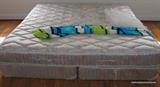 King size Mattress/base