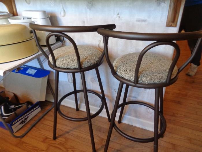 pair bar stools