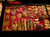 MILITARY AWARD PINS AND KNIVES