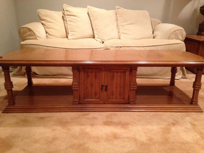 Coffee Table all hardwood, no particle board
