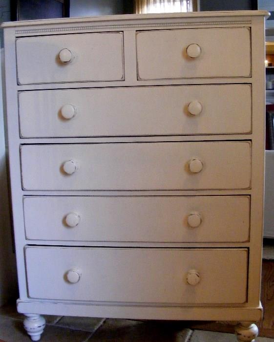 Lesington White 6 Drawer Chest