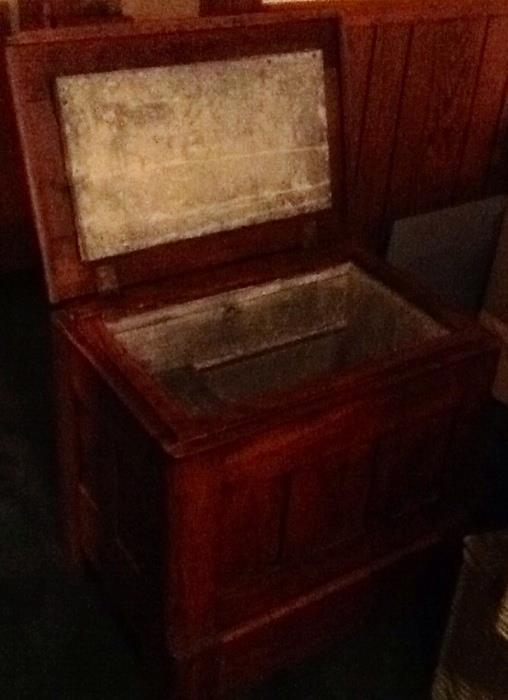 Rare antique oak Arts and Crafts ice box 