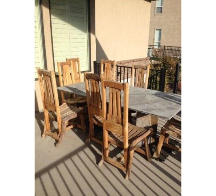 Beautiful patio table and chairs