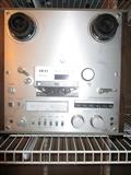 AKAI REEL TO REEL TAPE DECK