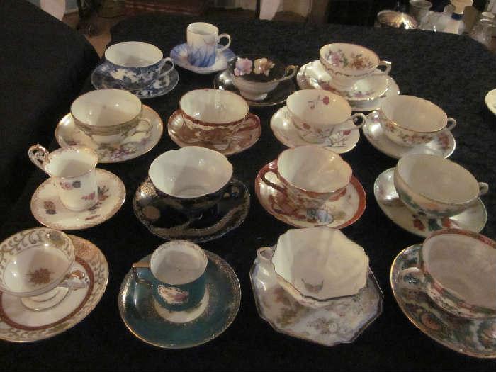 Porcelain and fine china teacups from Japan