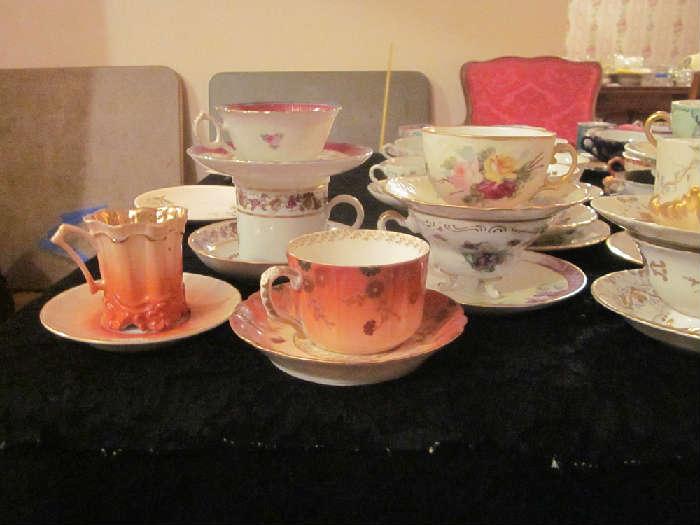 Porcelain and fine china teacups