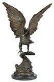 LOT 78: AFTER JULES MOIGNIEZ
(French, 1835-1894)
Eagle
Bronze on marble base, ed. 89/400