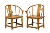 LOT 137: A PAIR OF CHINESE HORSESHOE CHAIRS 