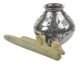 LOT 190: AN AMERICAN INDIAN CARVED STONE EFFIGY PIPE, TOGETHER WITH A MATA ORTIZ BLACKWARE POTTERY VESSEL