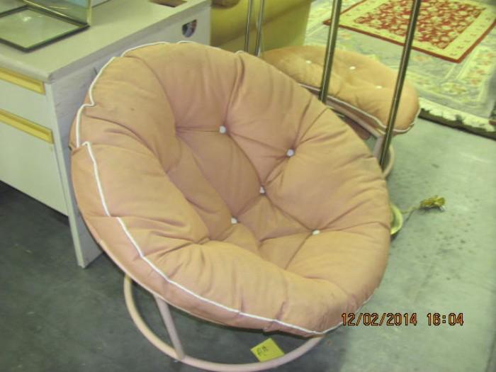 Papasan Chair and Foot Rest