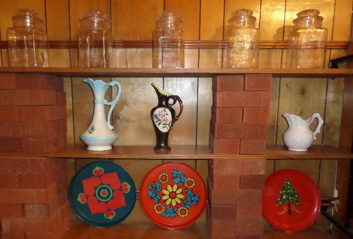 Decorative Collectibles