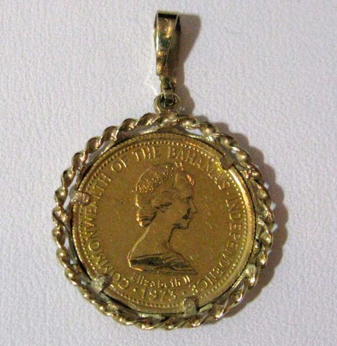 Queen Elizabeth II Mounted Coin