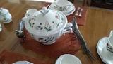 Lovely China Soup Tourine