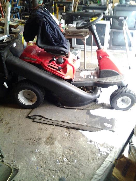 2 yr old Troybilt mower used maybe once with rear bagger. Needs new battery!
